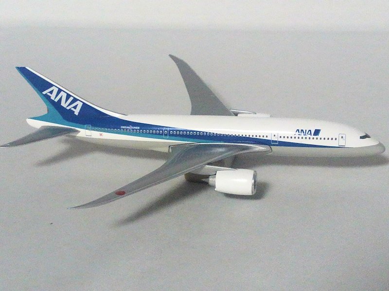 ボーイング787 ミニチュアモデル Amazon.co.jp: ミニチュアカー 1:400 ANA ボーイング 787-8 ダイ