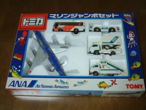 TOMICA AIRPLANES