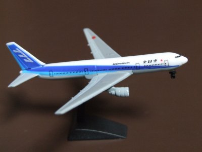 Toy_Plane