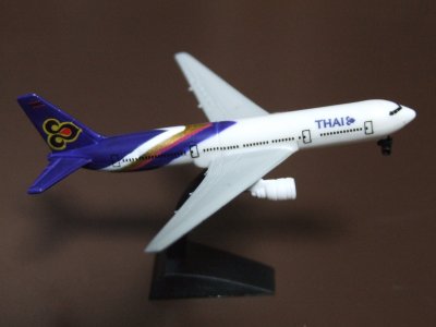 Toy_Plane
