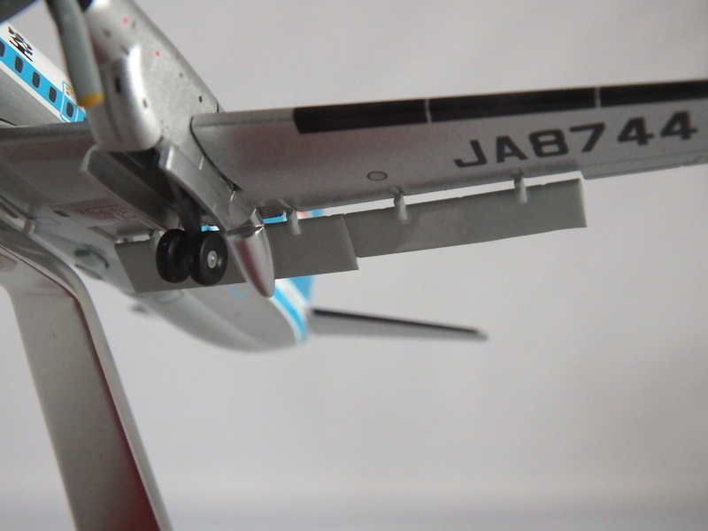YS-11
